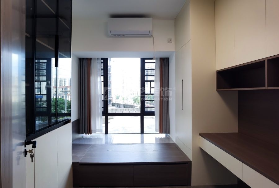 贺州康城一品135平四房现代风实景(图11)