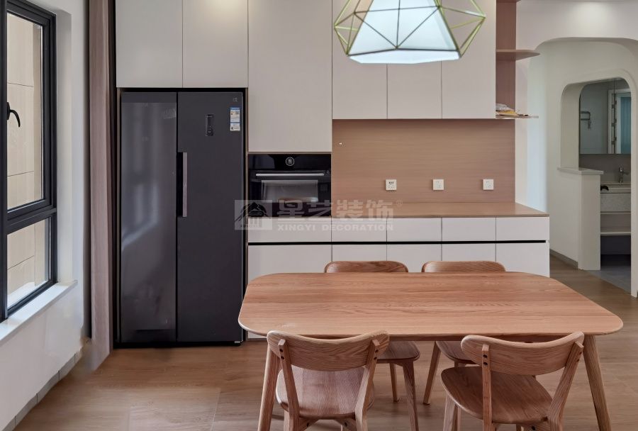 贺江幸福里13-03户型原木风实景(图9)