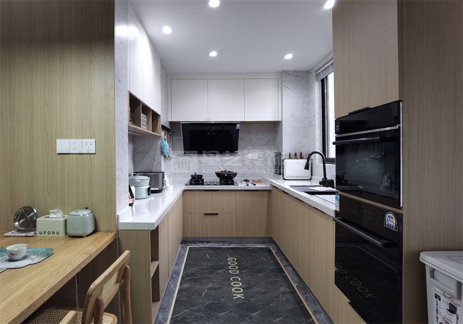 贺州彰泰郡120平四房现代原木风实景(图14)