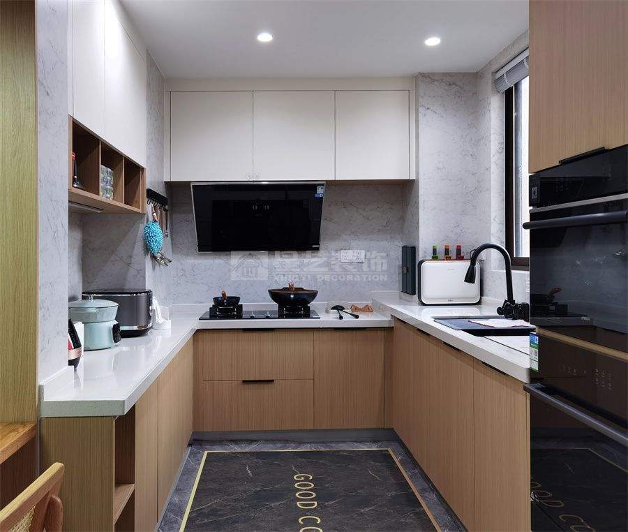 贺州彰泰郡120平四房现代原木风实景(图15)