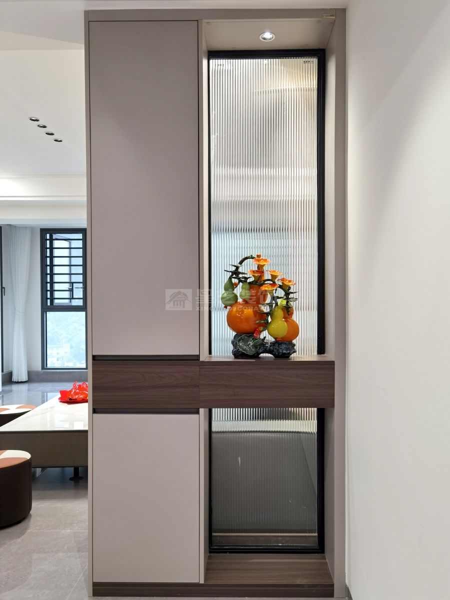 江滨华府五房现代风实景(图15)