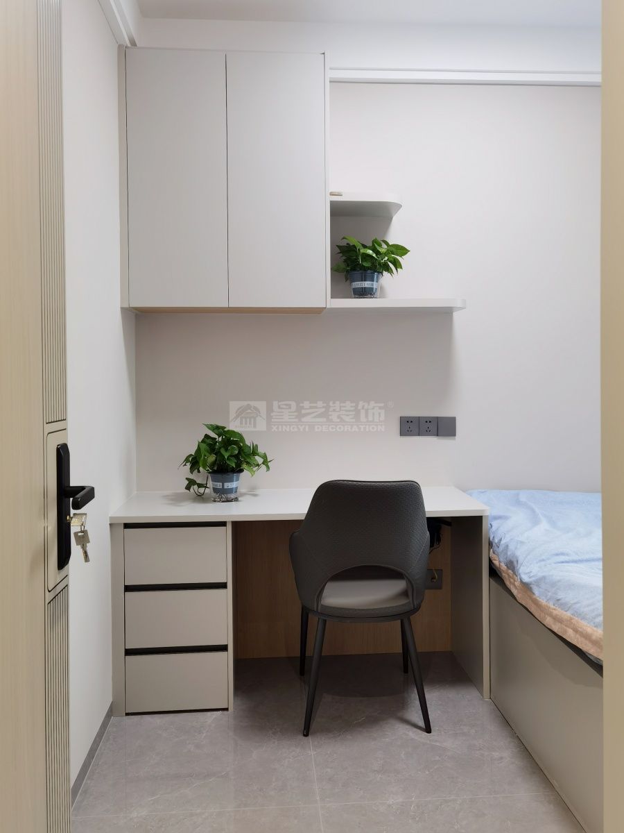 江滨华府五房现代风实景(图18)