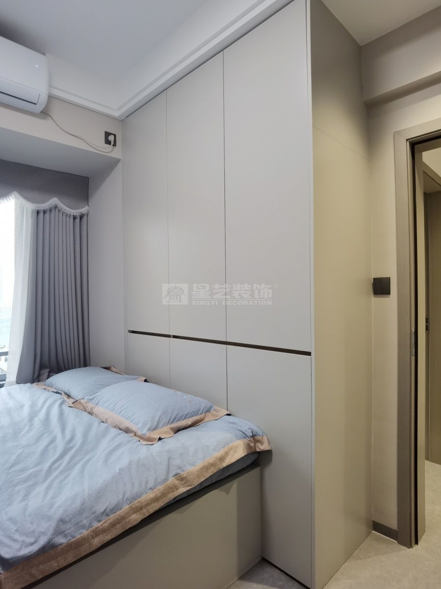 江滨华府五房现代风实景(图20)