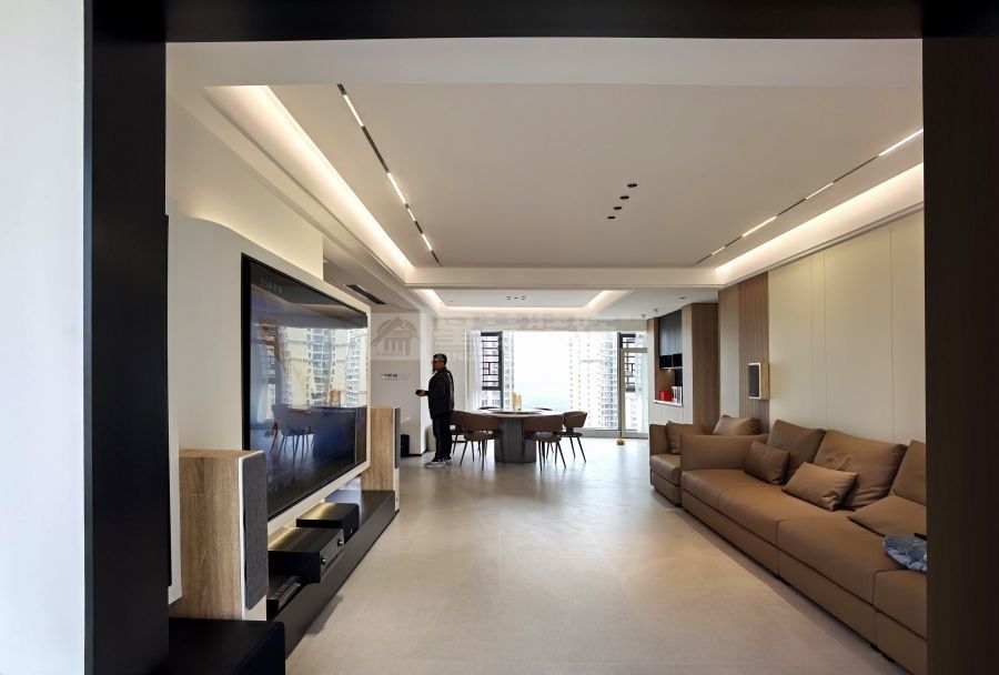 桂东广场现代风复式实景(图2)