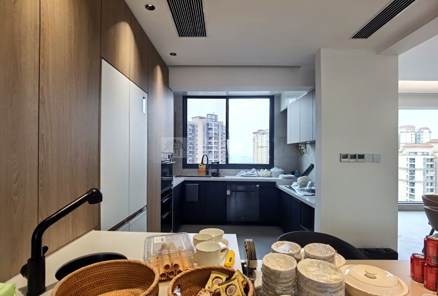 桂东广场现代风复式实景(图13)