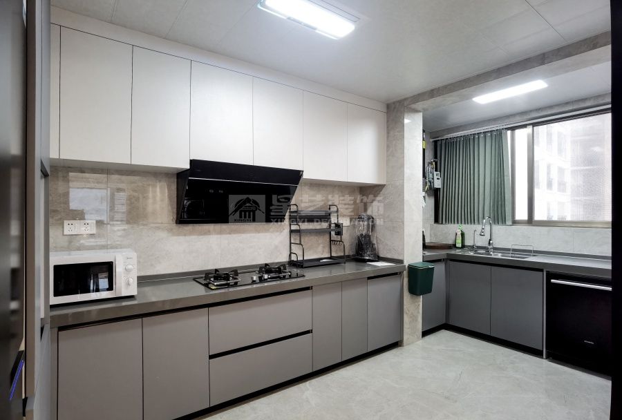 帝景湾02户型现代简约风实景(图13)