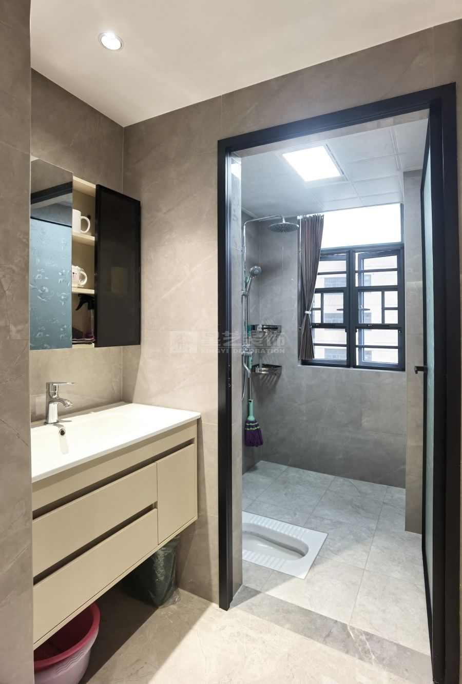 帝景湾02户型现代简约风实景(图16)