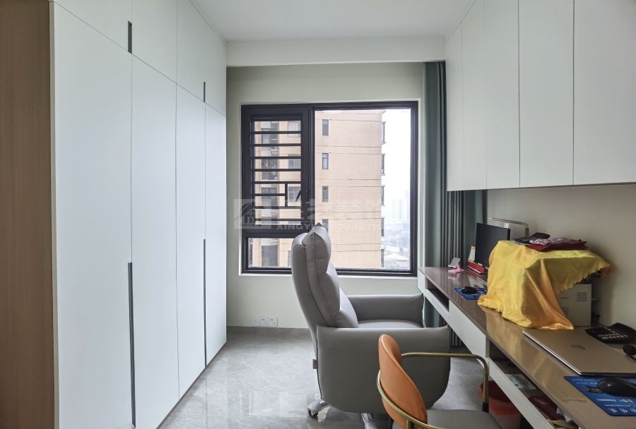 帝景湾02户型现代简约风实景(图22)