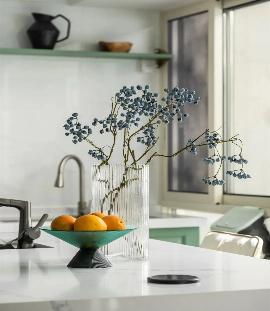 装修配色怎么选？空间色彩懒人搭配法，三种颜色就够了！(图1)