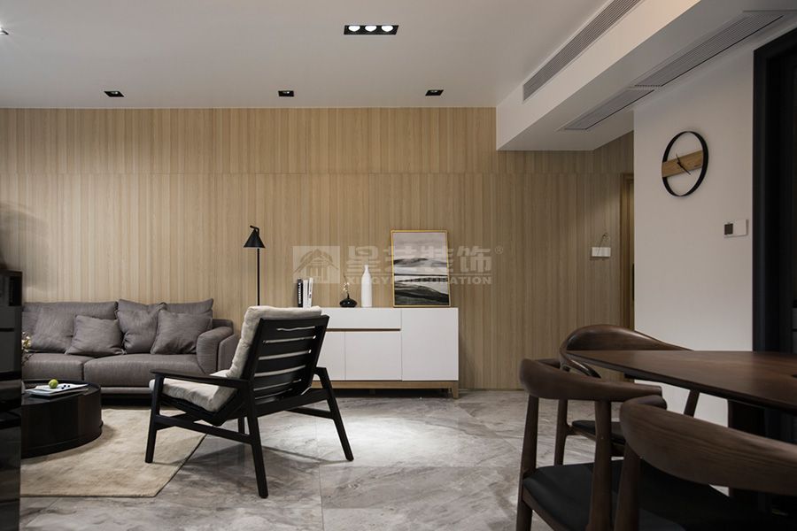 甲子花园 钟先生(图1)