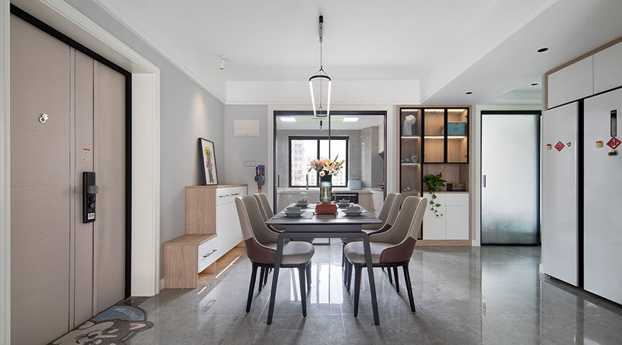 香颂湾东区 四房两厅 230平